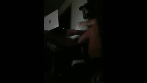 dat_guy8806 online show from 01/09/26, 11:35