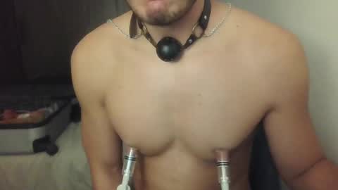 Snapshot of dave02_ chatting on 02/28/25, 10:06 David online show from 02/28/25, 10:06