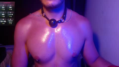 Snapshot of dave02_ chatting on 09/19/25, 10:43 David online show from 09/19/25, 10:43