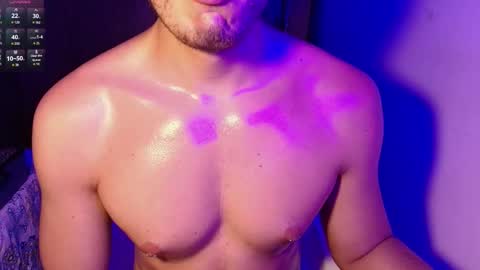 Snapshot of dave02_ chatting on 10/07/25, 08:39 David online show from 10/07/25, 08:39