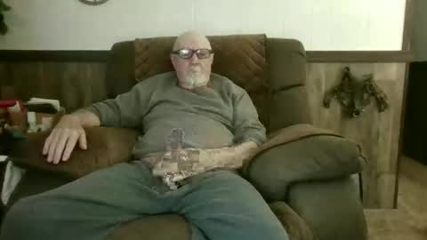 dave571960 online show from 05/24/26, 10:31
