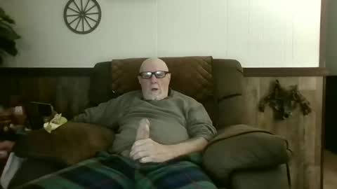 dave571960 online show from 05/25/26, 10:32