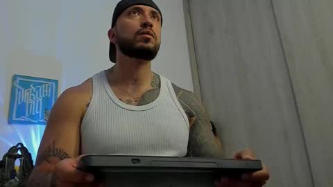 DAVE MAX online show from 10/05/25, 07:34