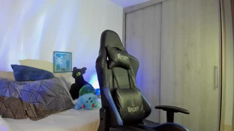 DAVE MAX online show from 03/25/26, 02:06