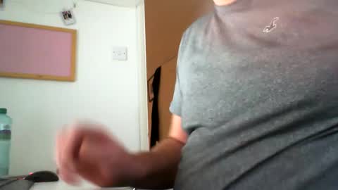 davesu12345 online show from 12/11/24, 09:19