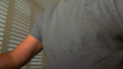 davesu12345 online show from 10/20/25, 06:25