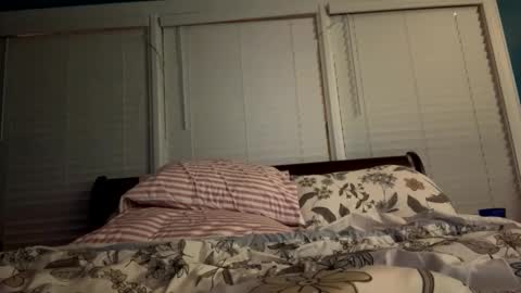davezzie123456 online show from 04/11/26, 03:55