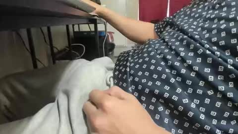 Snapshot of david089613 chatting on 11/29/25, 04:43 david089613 online show from 11/29/25, 04:43