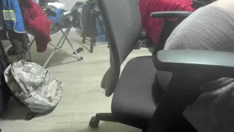 david089613 online show from 04/15/26, 07:59