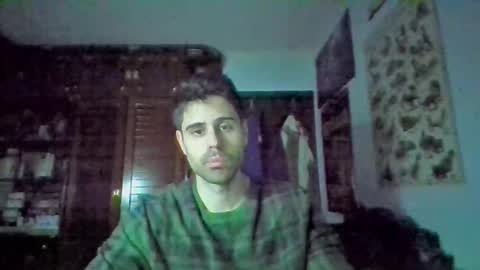 david33333333 online show from 02/22/25, 11:57