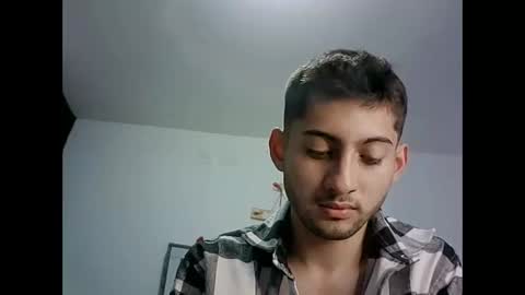 Snapshot of david_asturias chatting on 12/16/24, 02:36 David Asturias online show from 12/16/24, 02:36