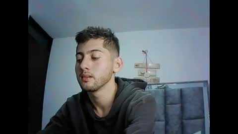 Snapshot of david_asturias chatting on 12/31/24, 03:23 David Asturias online show from 12/31/24, 03:23