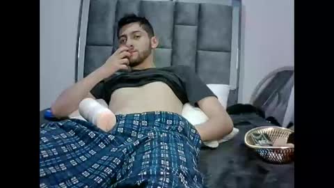 Snapshot of david_asturias chatting on 01/07/25, 01:59 David Asturias online show from 01/07/25, 01:59