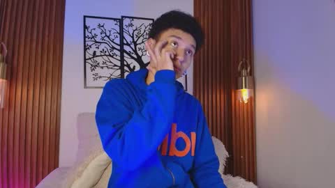 Snapshot of david_banks_ chatting on 02/23/26, 12:35 David online show from 02/23/26, 12:35