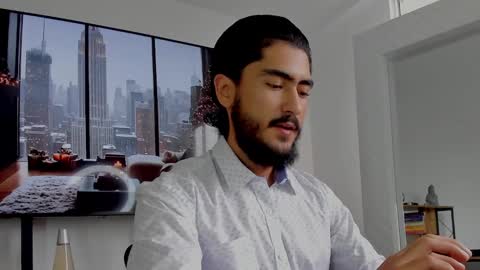 Hey im David that loves to explore and speak their fantasies. Very open talktative and nice. Feel free to chat with me online show from 12/30/24, 08:04