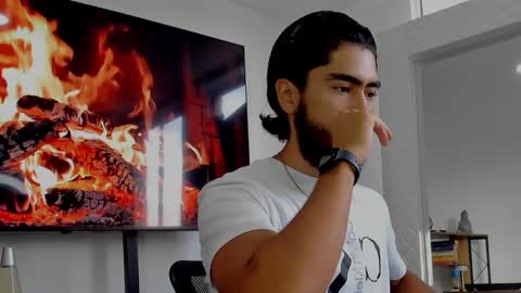 Hey im David that loves to explore and speak their fantasies. Very open talktative and nice. Feel free to chat with me online show from 01/04/25, 04:00