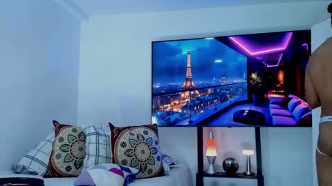 Hey im David that loves to explore and speak their fantasies. Very open talktative and nice. Feel free to chat with me online show from 01/12/26, 11:10