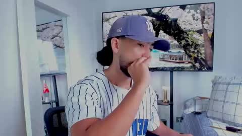 Hey im David that loves to explore and speak their fantasies. Very open talktative and nice. Feel free to chat with me online show from 03/12/26, 03:07