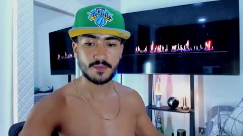 Hey im David that loves to explore and speak their fantasies. Very open talktative and nice. Feel free to chat with me online show from 06/01/26, 12:56