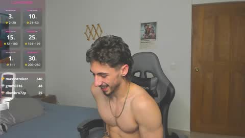 Snapshot of david_muller_ chatting on 01/16/25, 04:49 David online show from 01/16/25, 04:49