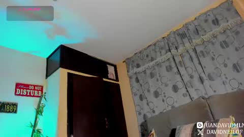 Snapshot of david_neill chatting on 06/15/26, 01:41 David Neill online show from 06/15/26, 01:41