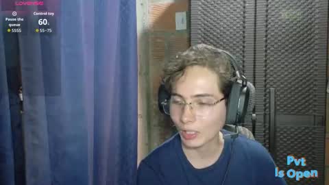 ProgrammerBoy online show from 08/04/26, 05:37