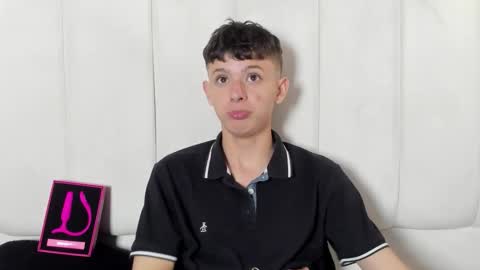 Roy online show from 02/26/26, 01:32