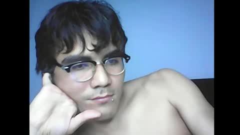 Snapshot of david_stuart07 chatting on 02/28/25, 09:44 davidstuart online show from 02/28/25, 09:44