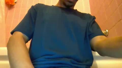 Snapshot of davidbigdick24 chatting on 11/03/25, 09:05 David online show from 11/03/25, 09:05