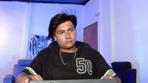 Snapshot of davidbless chatting on 01/25/25, 12:38 David Bless online show from 01/25/25, 12:38