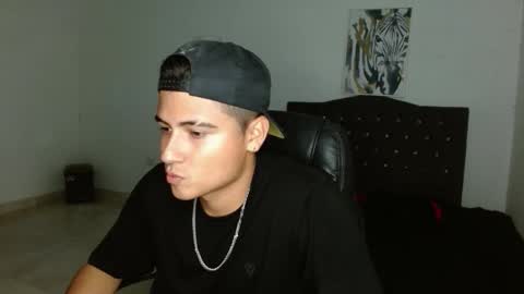 Snapshot of davidbless chatting on 09/25/25, 12:03 David Bless online show from 09/25/25, 12:03