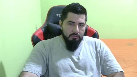 Snapshot of daviddelz chatting on 01/26/25, 06:59 David online show from 01/26/25, 06:59