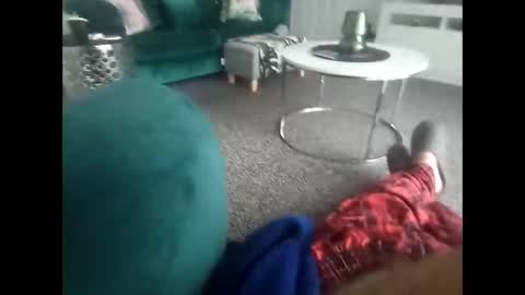 Snapshot of davidf75 chatting on 10/04/25, 07:39 davidf75 online show from 10/04/25, 07:39