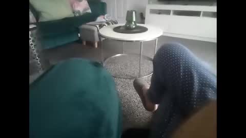 Snapshot of davidf75 chatting on 11/07/25, 09:09 davidf75 online show from 11/07/25, 09:09