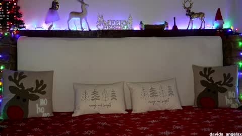 Snapshot of davids_angelsxxx chatting on 01/05/25, 04:14 David37 Bethany28 online show from 01/05/25, 04:14