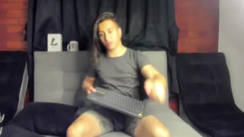 davidx_x21 online show from 01/08/25, 10:48