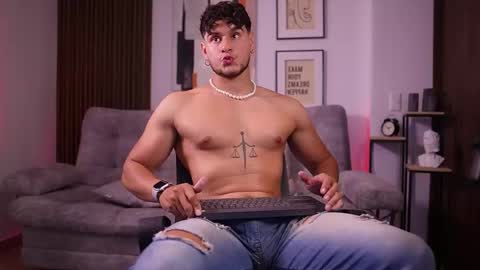 Davies brown    schedule 12pm to 5pm col time online show from 11/22/25, 10:42