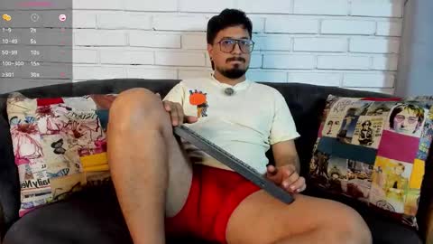 Snapshot of daviidevans chatting on 11/26/25, 09:49 David Evans online show from 11/26/25, 09:49