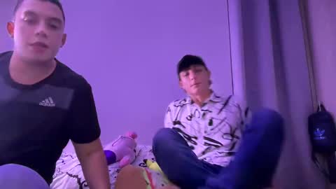 Snapshot of davinson_01 chatting on 01/07/25, 05:12 Davinson online show from 01/07/25, 05:12