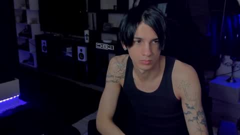 davis online show from 07/11/26, 12:46
