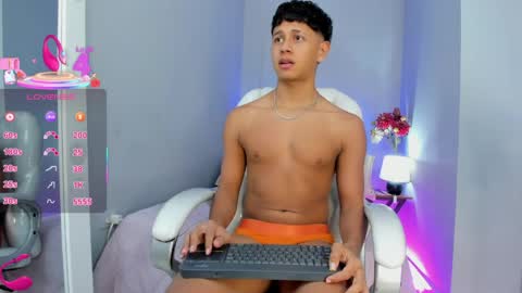 dawn_16 online show from 03/30/26, 08:54