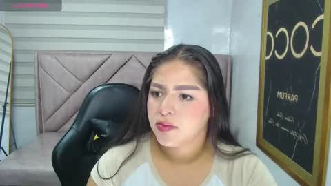 Snapshot of dayan_v_ chatting on 11/23/25, 01:11 Hi Stream 1500 to 2100 online show from 11/23/25, 01:11