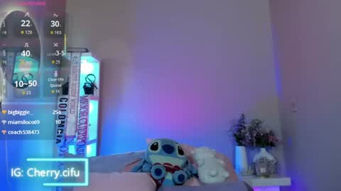Snapshot of dayanahill2 chatting on 07/13/26, 10:01 Dayana Hill online show from 07/13/26, 10:01