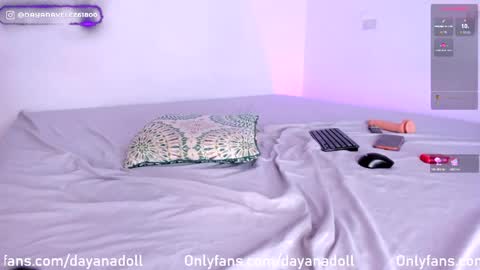 Snapshot of dayanavelez chatting on 05/27/26, 01:57 Dayana online show from 05/27/26, 01:57