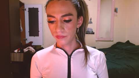 dayanna_01_ online show from 06/01/26, 01:07