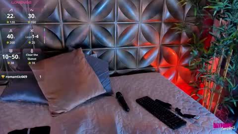 Dayanne online show from 10/29/25, 11:17