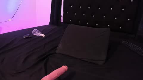 dayanroux online show from 10/29/25, 06:53