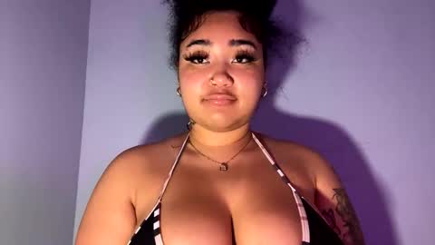 dayqueen1 online show from 04/27/26, 08:01