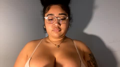 dayqueen1 online show from 05/16/26, 10:36