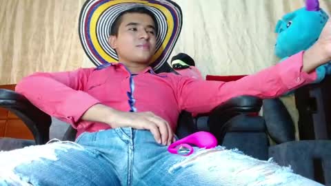 Snapshot of dayro_dduran chatting on 05/31/26, 07:37 dayro_dduran online show from 05/31/26, 07:37